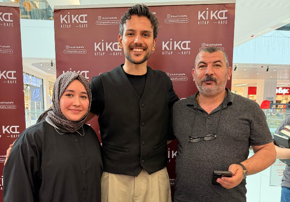 Ezincan Emre Gül İmza Günü